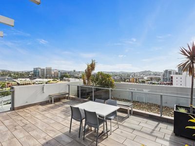 827 / 44 Brookes Street, Bowen Hills