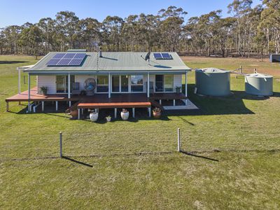 104 Keavenys Road, Moormbool West