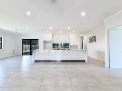 61 Trochus Street, Dingo Beach