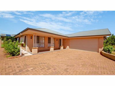 9R Numbardie Drive, Dubbo