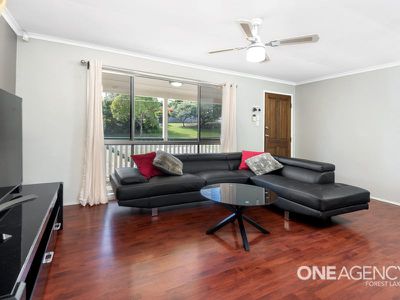 21 Karen St, Camira