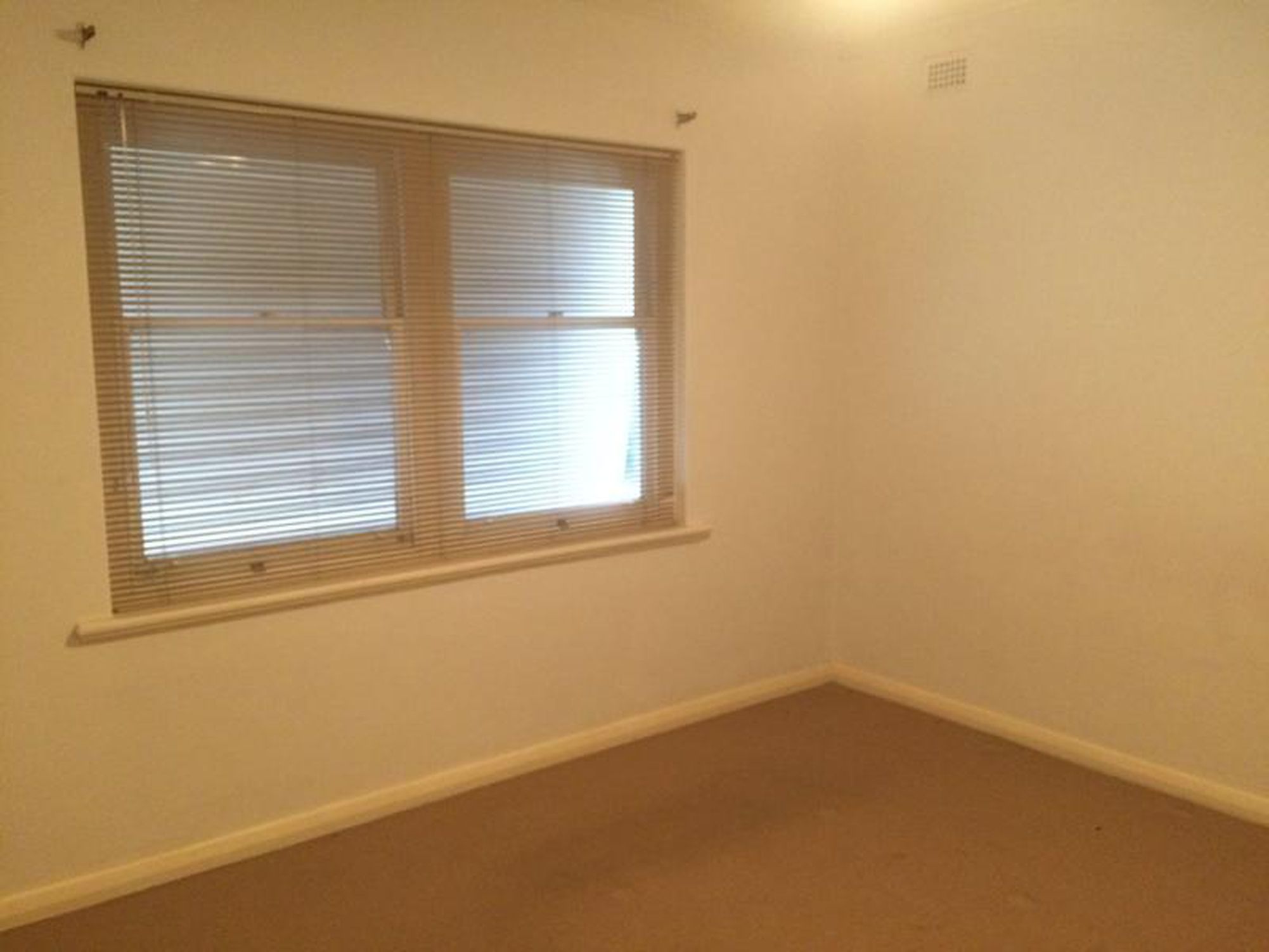 38 Danvers Grove, Woodville Gardens