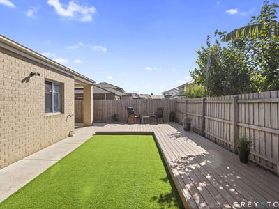 15 Myrrnong Street, Aintree