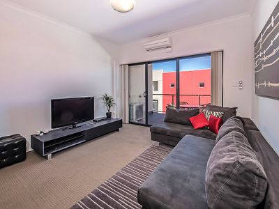 9 / 2 Pisconeri Street, Perth