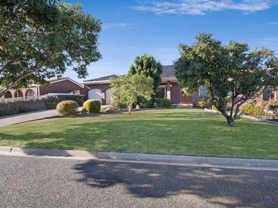 29 Lake View Crescent, Highbury
