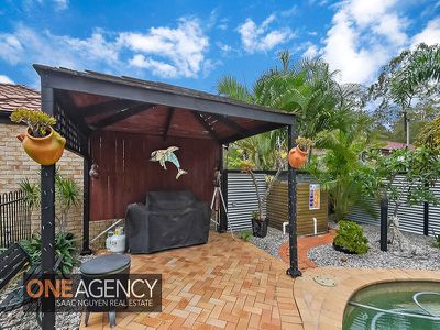 42 Glasshouse Cr, Forest Lake