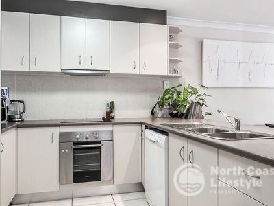4 / 3 Bindaree Way, Ocean Shores