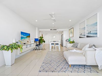 902 / 388 Marine Parade, Labrador
