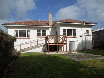 93 Lake Terrace East, Mount Gambier