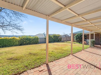 9 Country Way, Abercrombie