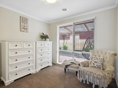 7 Roslyn Street, Somerville