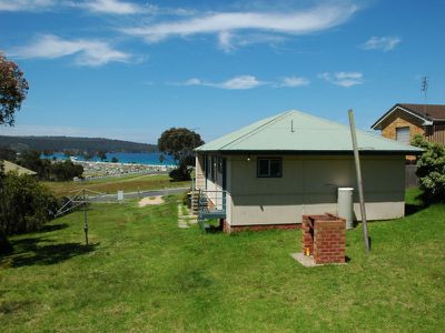 5-7 Lake, Eden