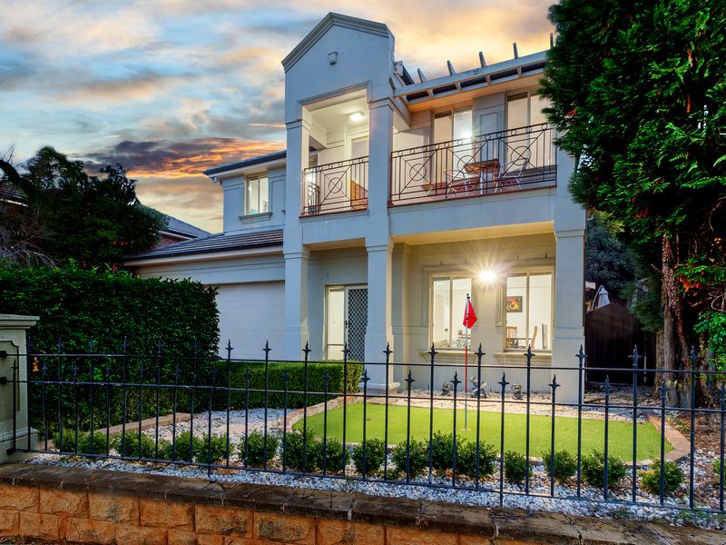 5 Garnet Grove, Glenwood