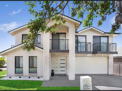 11 Hinchinbrook Drive, Shell Cove