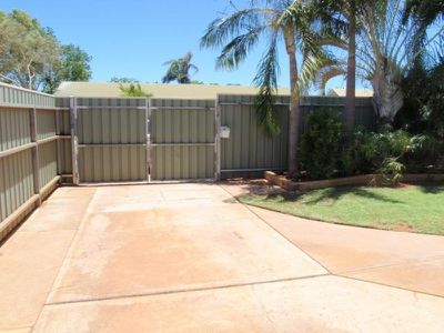 21 Yanderra Crescent, South Hedland