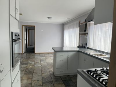 12 Marion Walk, Hoppers Crossing