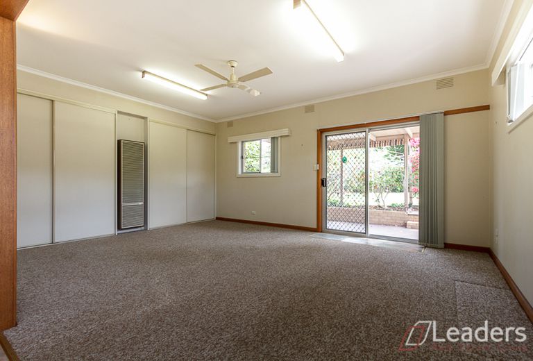 5 Bruce Street, Mount Waverley