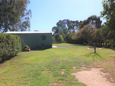 32 Station St, Murchison