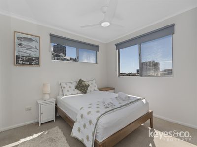 60 / 11-17 Stanley Street, Townsville City