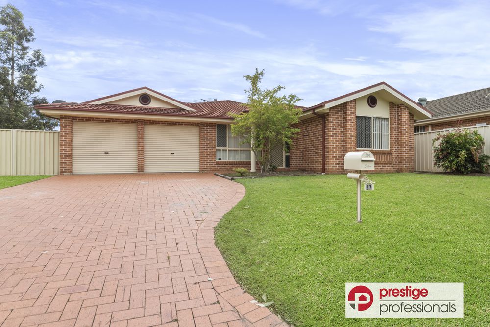 37 Somercotes Court, Wattle Grove
