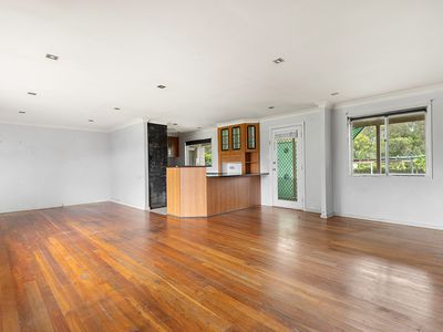 23 Tenth Street, Weston