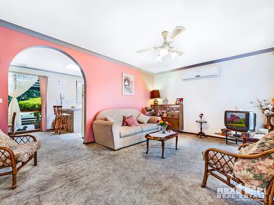 42 Springfield Crescent, Hampton Park