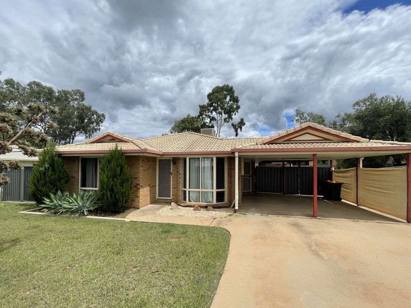 9 Freeman Street, Moranbah