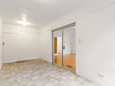 11 McGhee Street, Sale