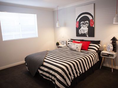 198A Collins Street, Piccadilly