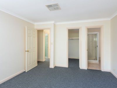 4B Wyllie Way, Hannans