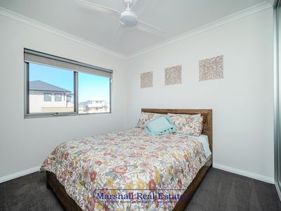 34 Hirundo Bend, Tapping