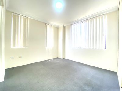 43/181 Hawkesbury, Westmead
