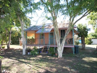 13 Bluff Road, Queenton
