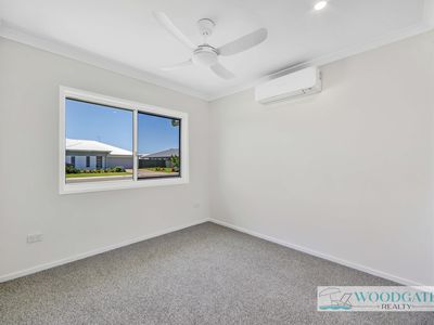 2 Oystercatcher Street, Woodgate