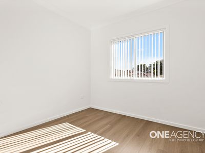 42a Wentworth Street, Oak Flats
