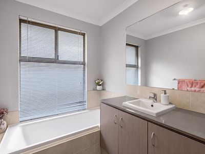 190 CLYDE AVENUE, Baldivis