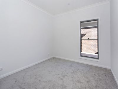 9 Pambula Street, Tullimbar