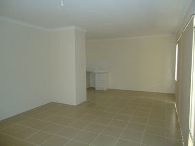 34B Eastdene Cir, Nollamara
