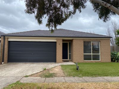 2 Sahara Way , Truganina