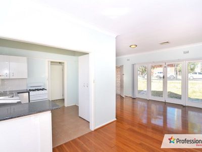 2 Burdett Crescent, Blacktown