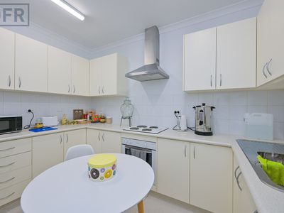 1 / 31 Council Avenue, Rockingham