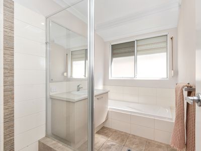 24A Brandon Way, Lynwood
