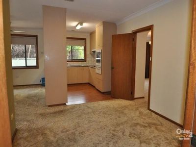 1 Belmore Place, Dubbo