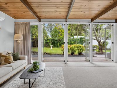 55 Hillcrest Avenue, Hillcrest