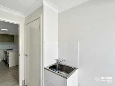 55 Champagne Drive, Dubbo