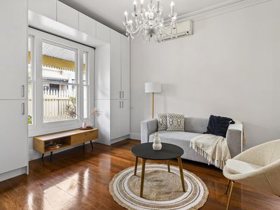 12 Little O'Grady Street, Albert Park