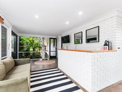 21-23 Araluen Drive, Sale