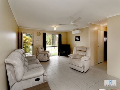 6 Bangalow Crescent, Raceview
