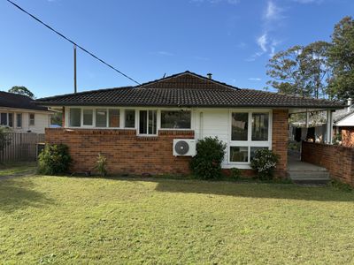 9 Moon Street, Wingham