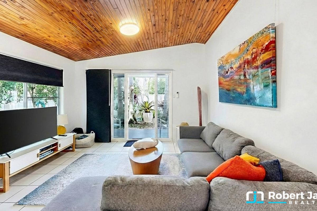 148 Moorindil Street, Tewantin